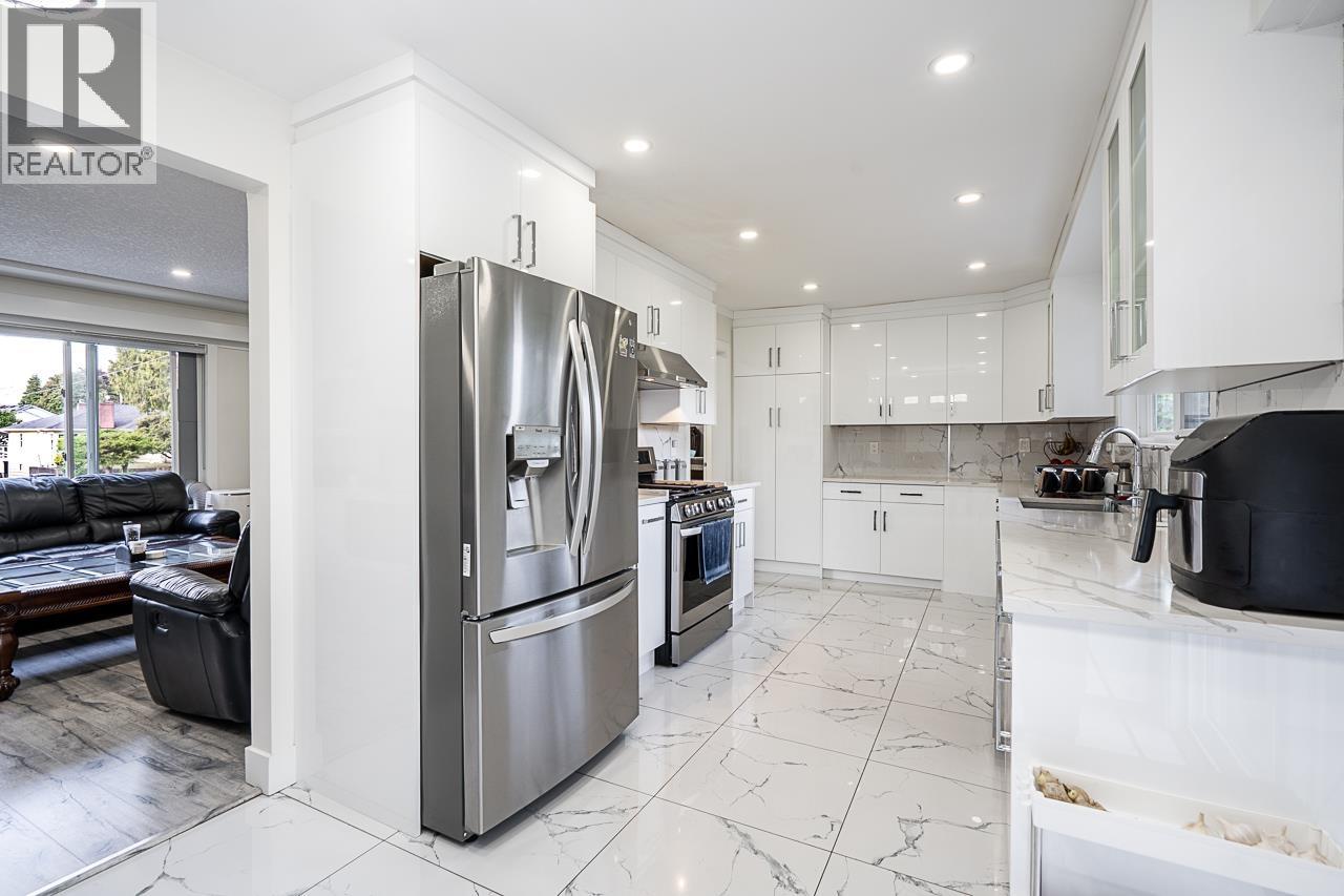 1624 COQUITLAM AVENUE, Port Coquitlam