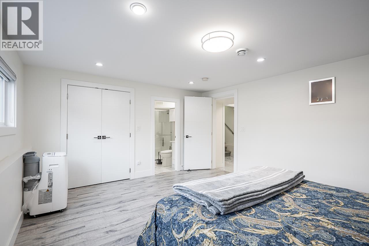 1624 COQUITLAM AVENUE, Port Coquitlam