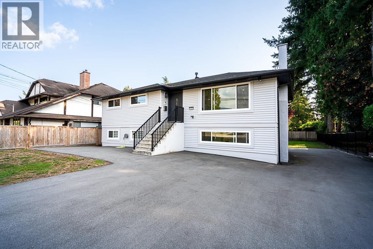 1624 COQUITLAM AVENUE, Port Coquitlam