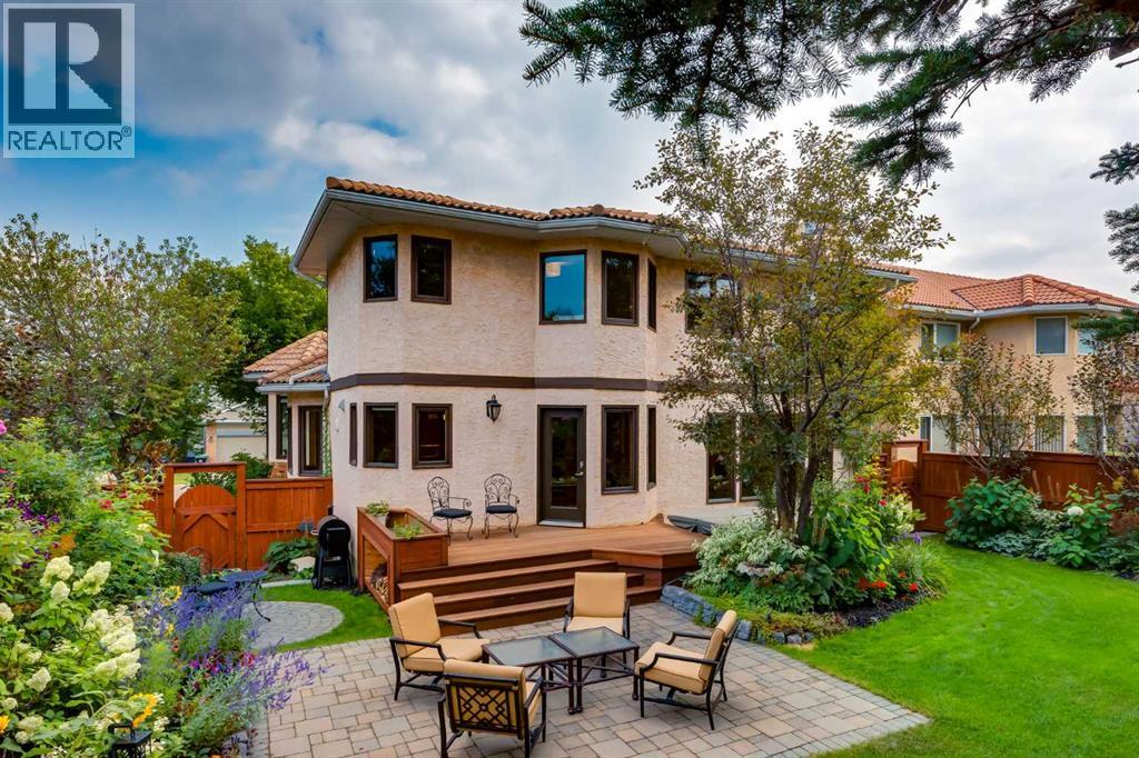 Single Family House for Sale in  Signal Hill Mews SW Signal Hill Calgary 