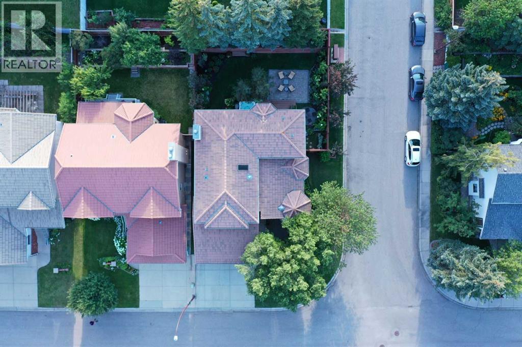 Single Family House for Sale in  Signal Hill Mews SW Signal Hill Calgary 