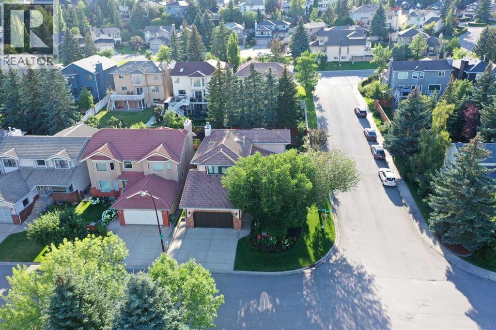 Single Family House for Sale in  Signal Hill Mews SW Signal Hill Calgary 