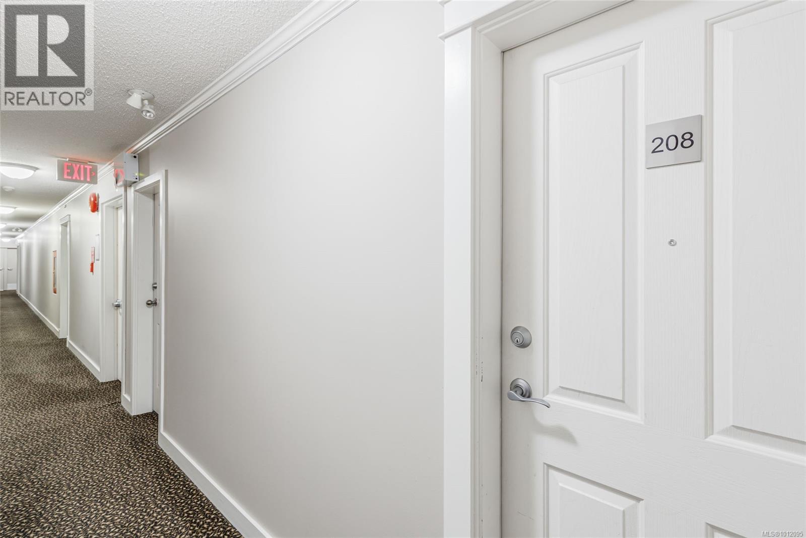208 255 Hirst Ave, Parksville