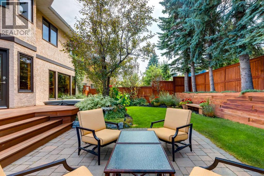 Single Family House for Sale in  Signal Hill Mews SW Signal Hill Calgary 