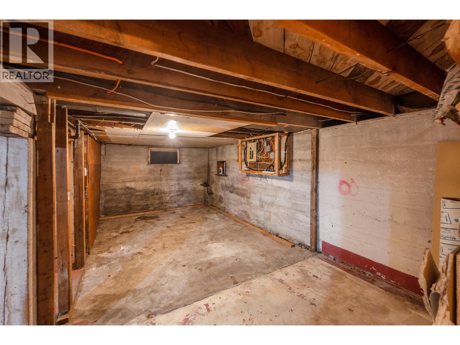 6487 Badger Street, Oliver
