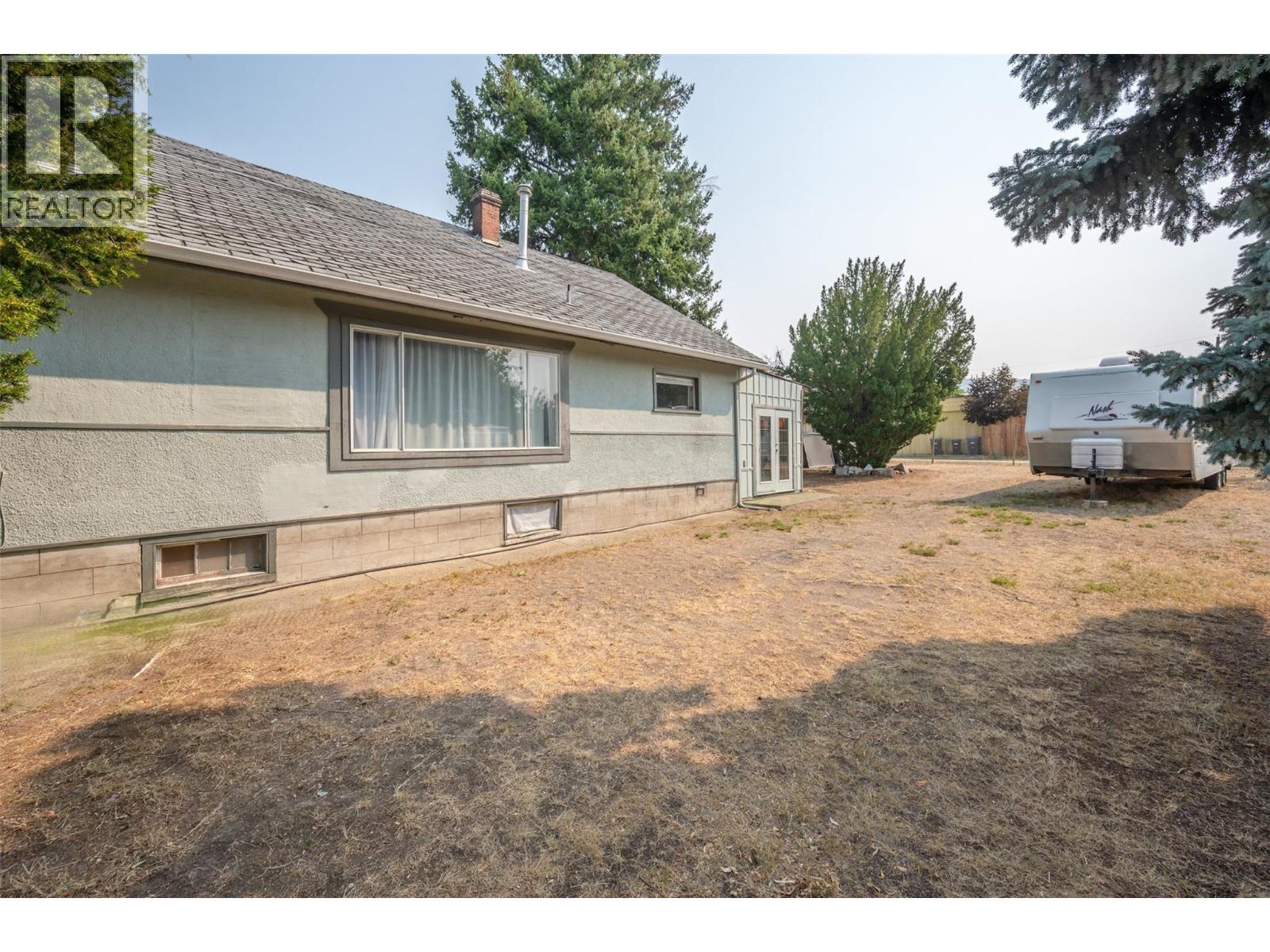 6487 Badger Street, Oliver