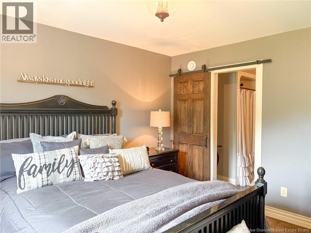 211 JAMIESON ROAD - 18