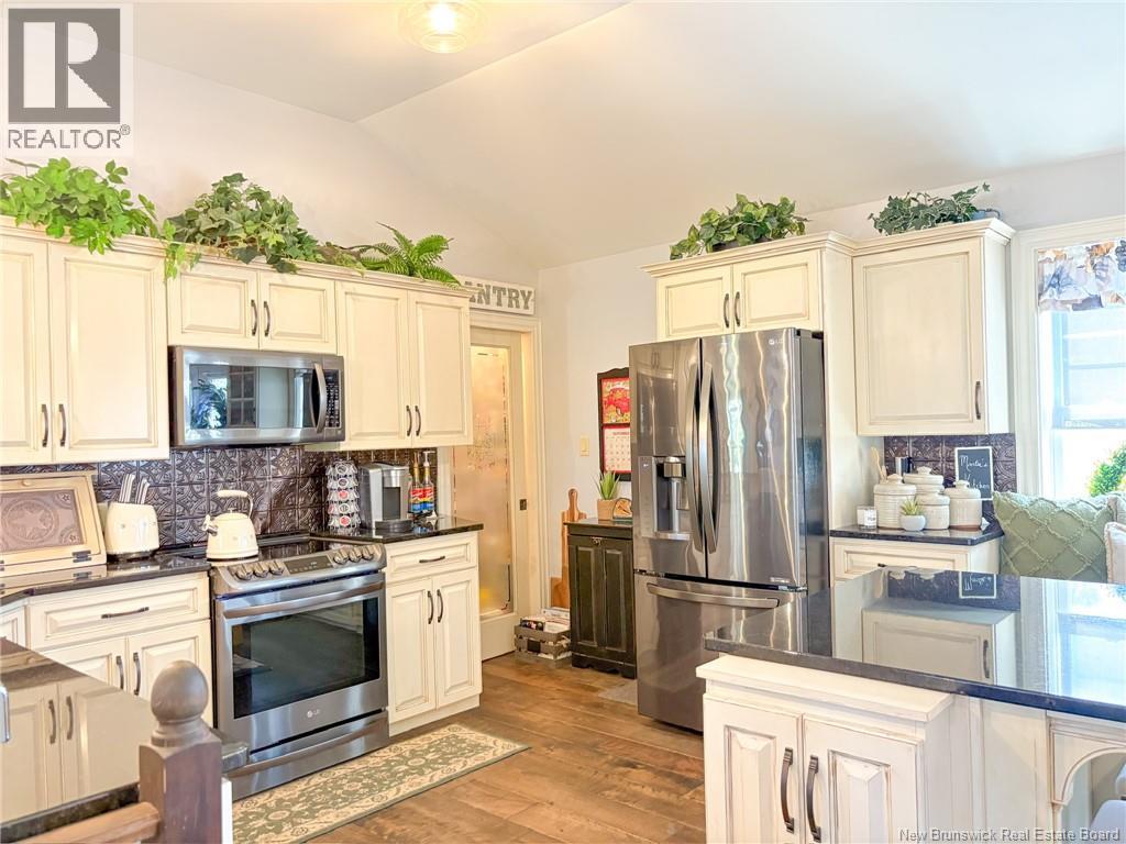 211 JAMIESON ROAD - 2
