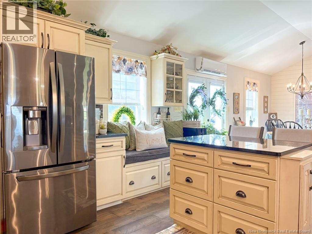 211 JAMIESON ROAD - 7