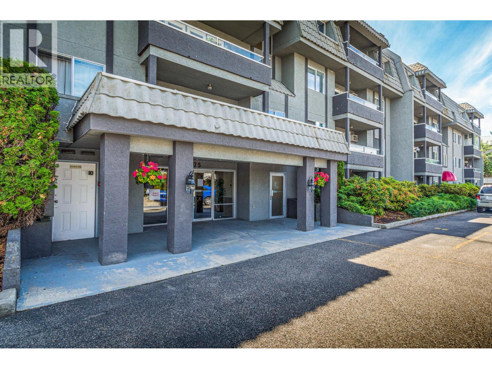 412 3175 De Montreuil Court, Kelowna
