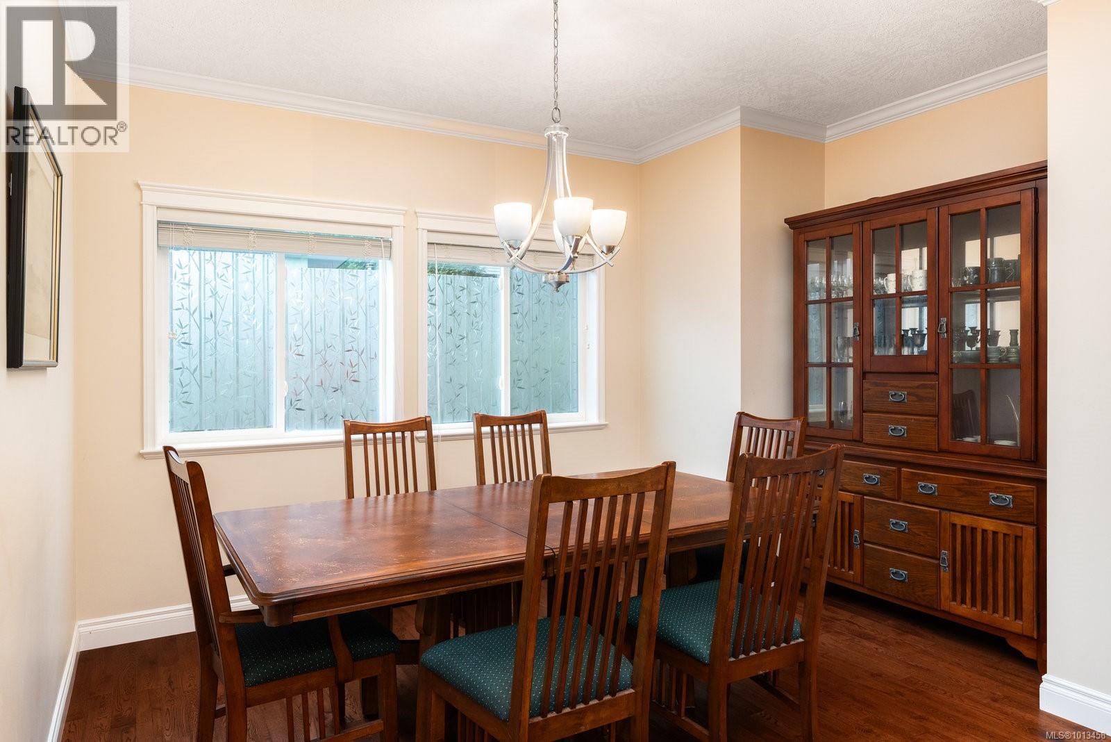  5173 Lochside Drive, Saanich