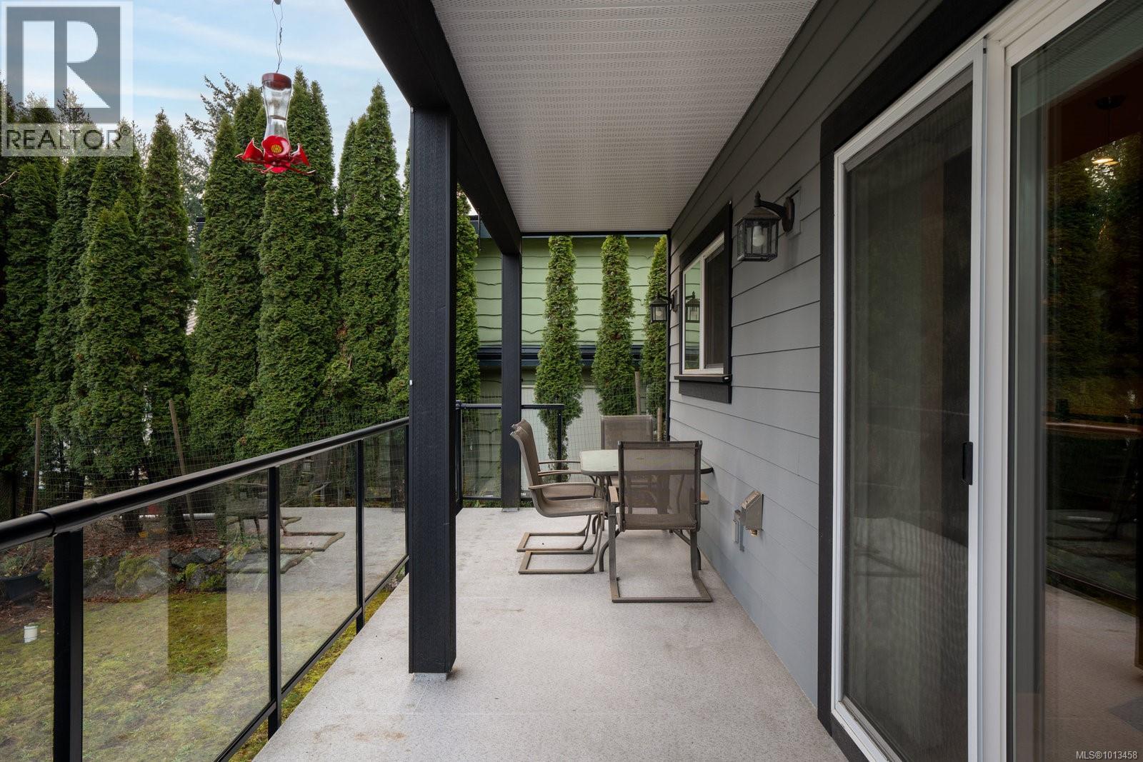  5173 Lochside Drive, Saanich