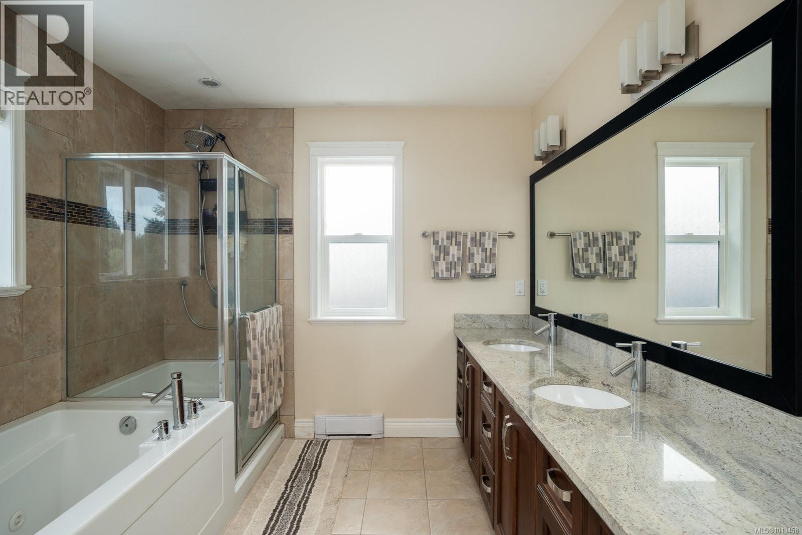  5173 Lochside Drive, Saanich