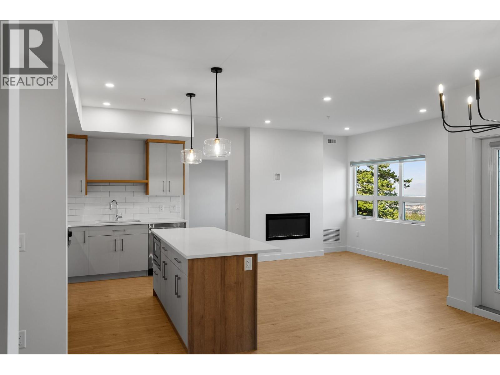 1844 Qu'Appelle Boulevard Unit# 206, Kamloops