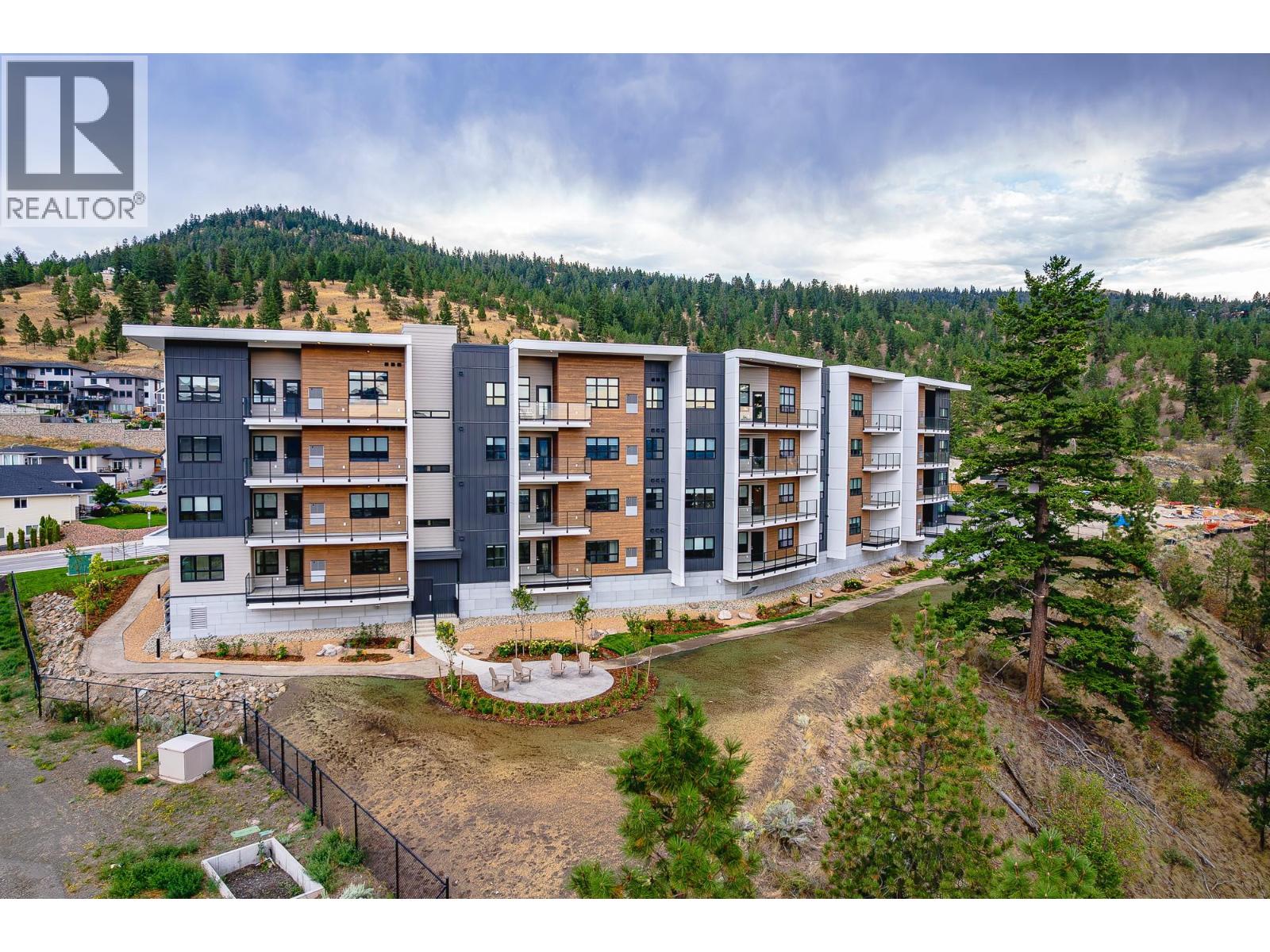 1844 Qu'Appelle Boulevard Unit# 410, Kamloops