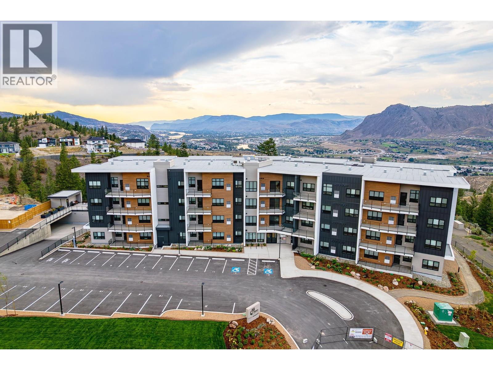1844 Qu'Appelle Boulevard Unit# 410, Kamloops