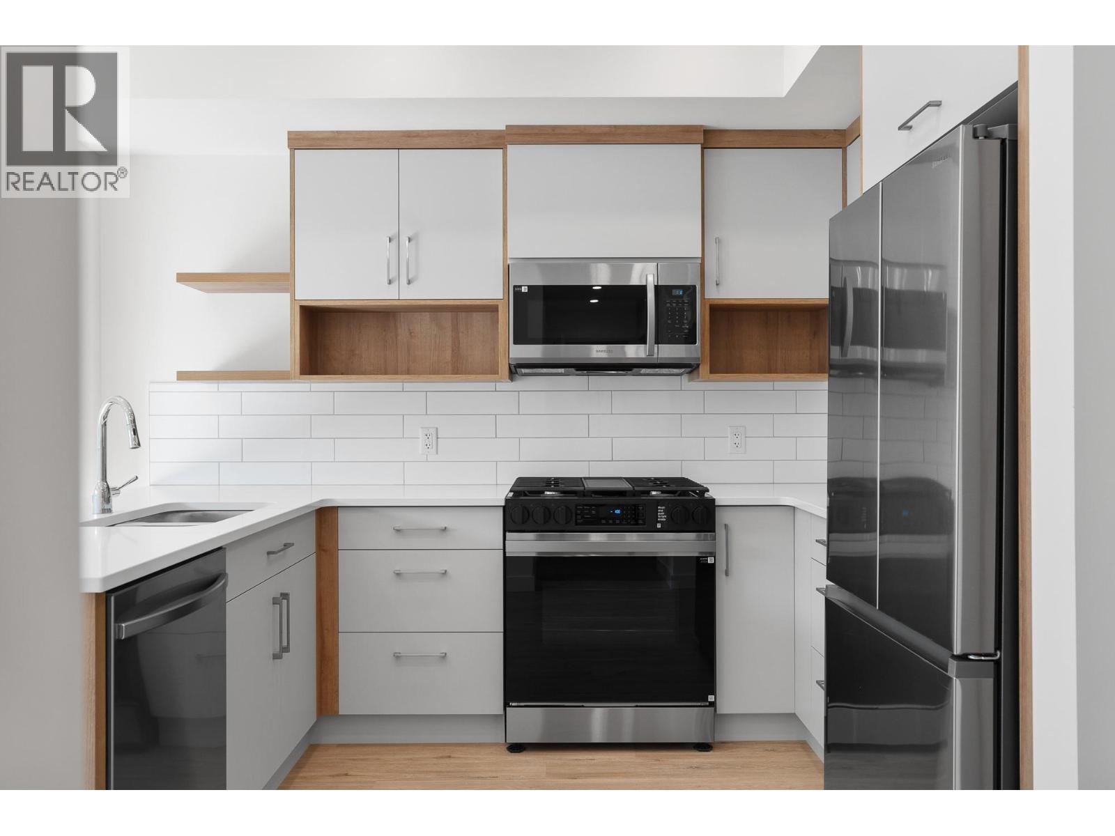 1844 Qu'Appelle Boulevard Unit# 410, Kamloops