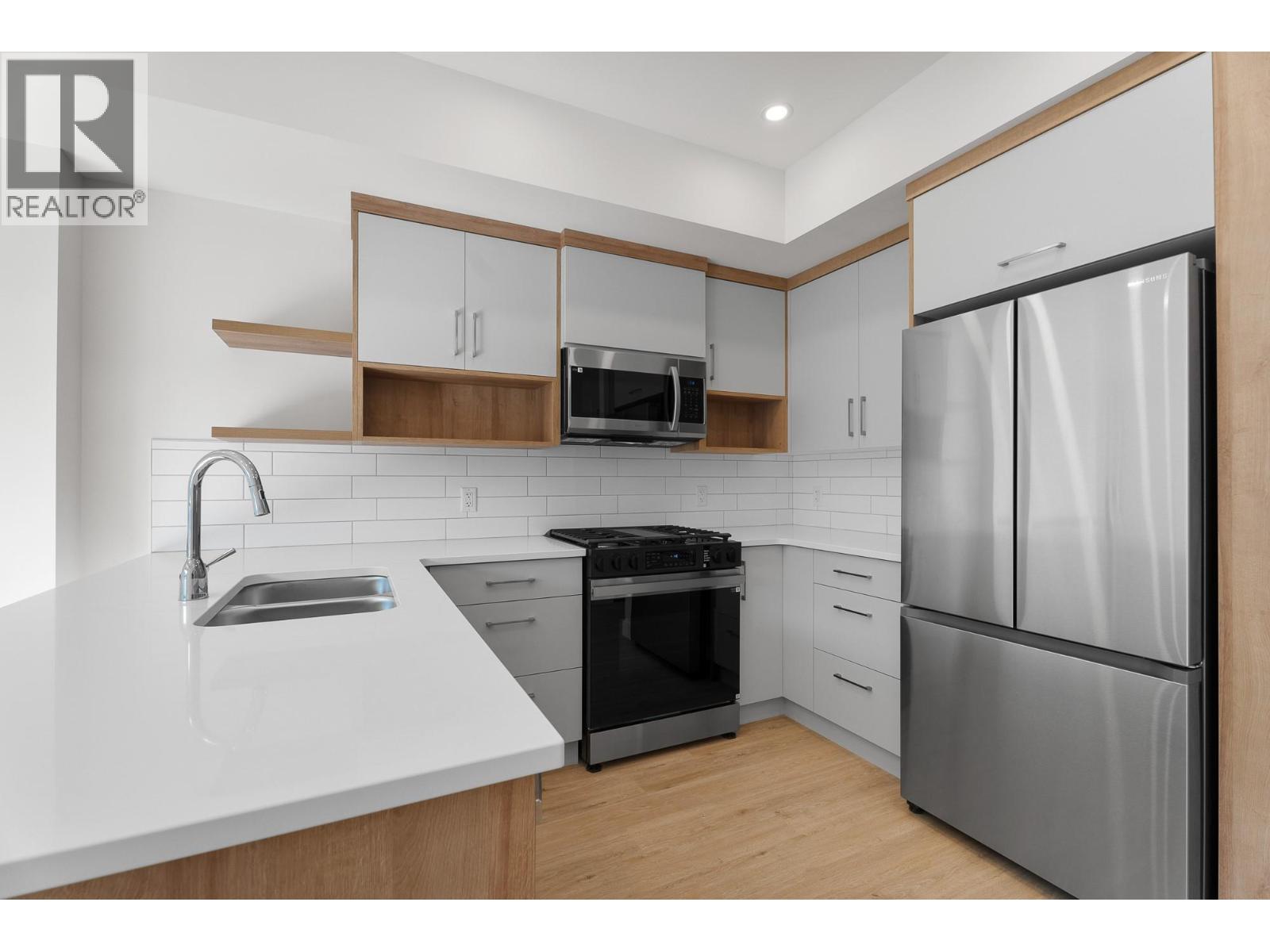 1844 Qu'Appelle Boulevard Unit# 410, Kamloops