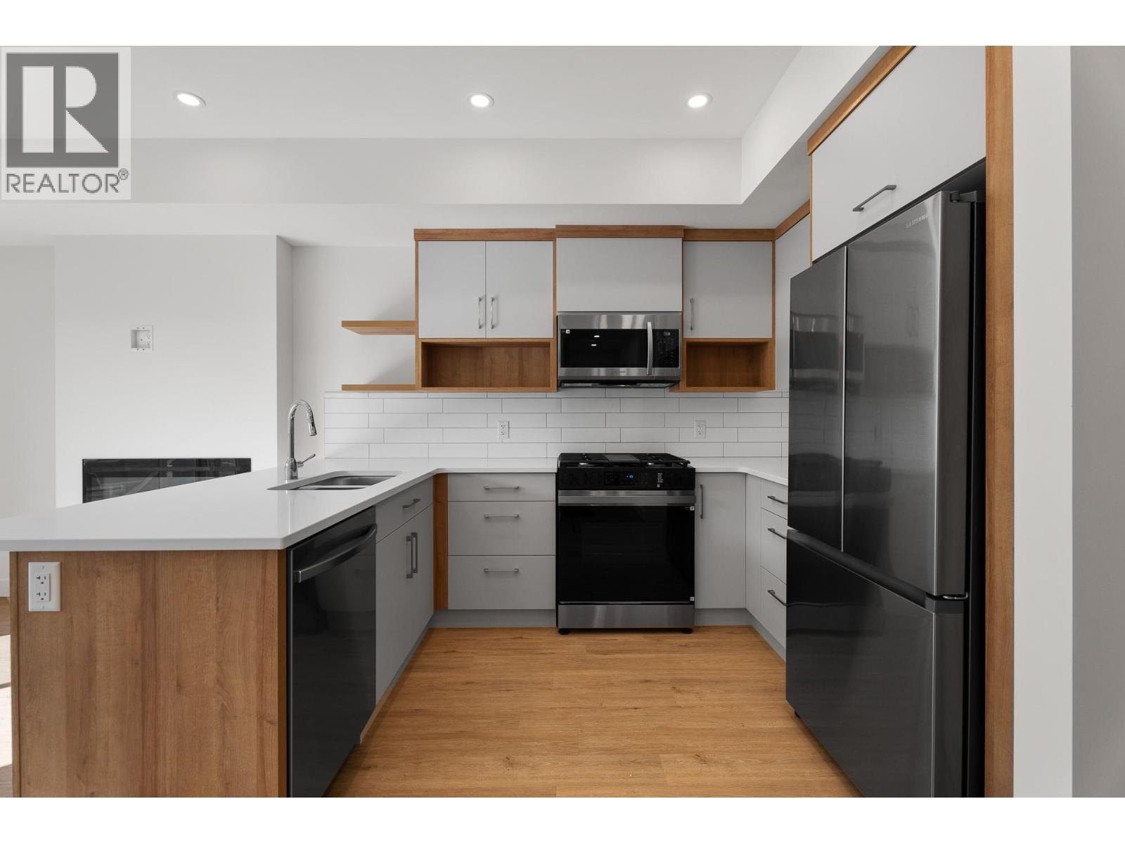1844 Qu'Appelle Boulevard Unit# 410, Kamloops