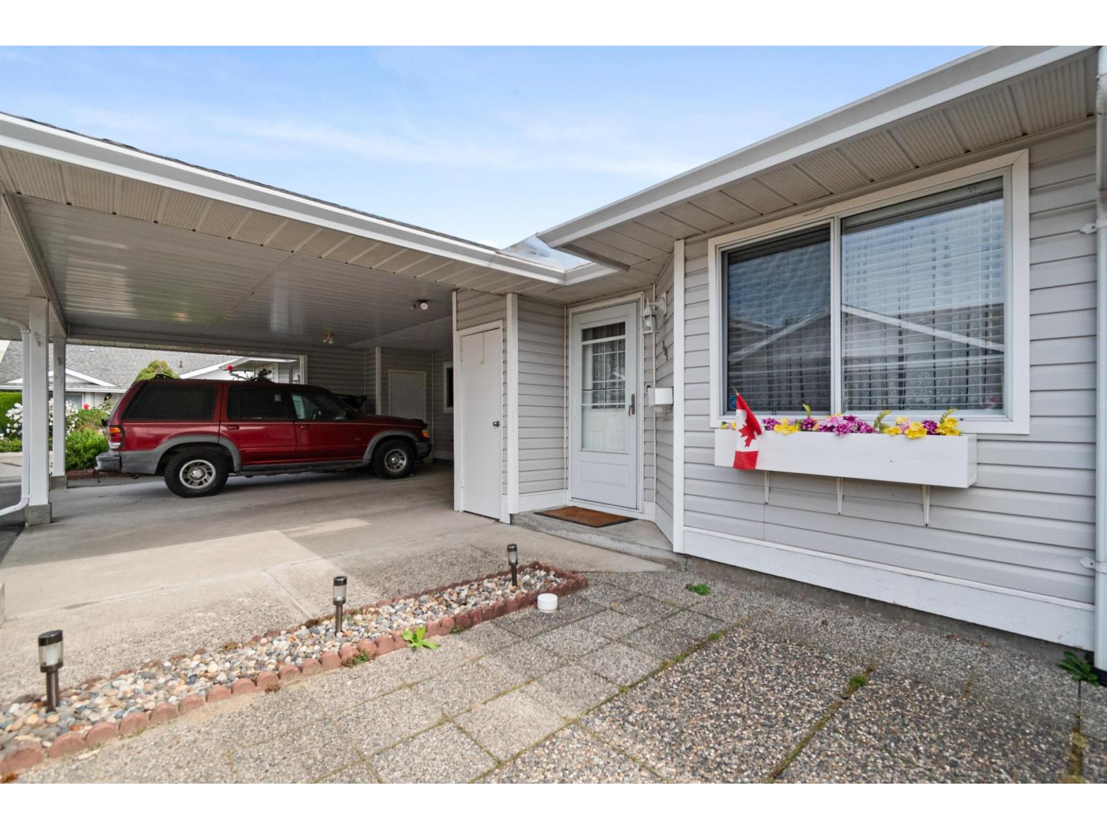 255 7610 EVANS ROAD, Sardis West Vedder, Chilliwack