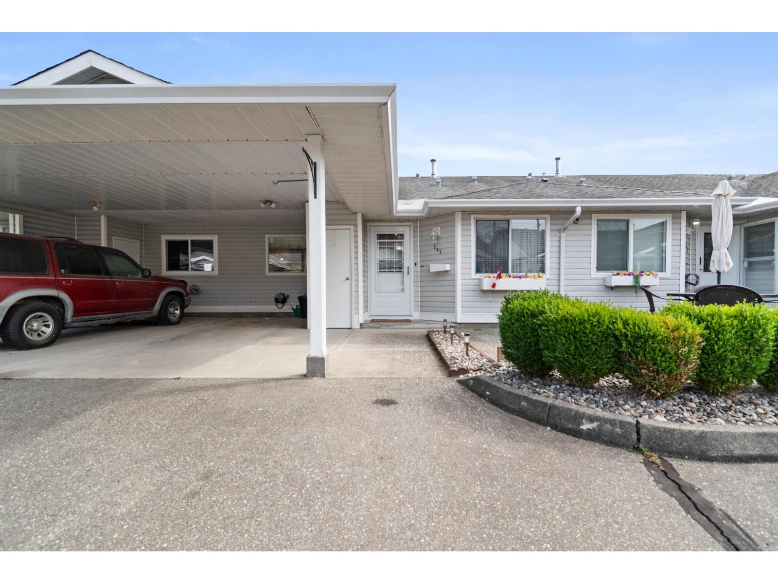 255 7610 EVANS ROAD, Sardis West Vedder, Chilliwack