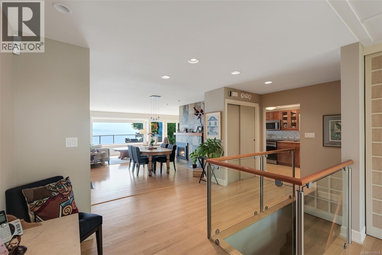  5299 Parker Avenue, Saanich