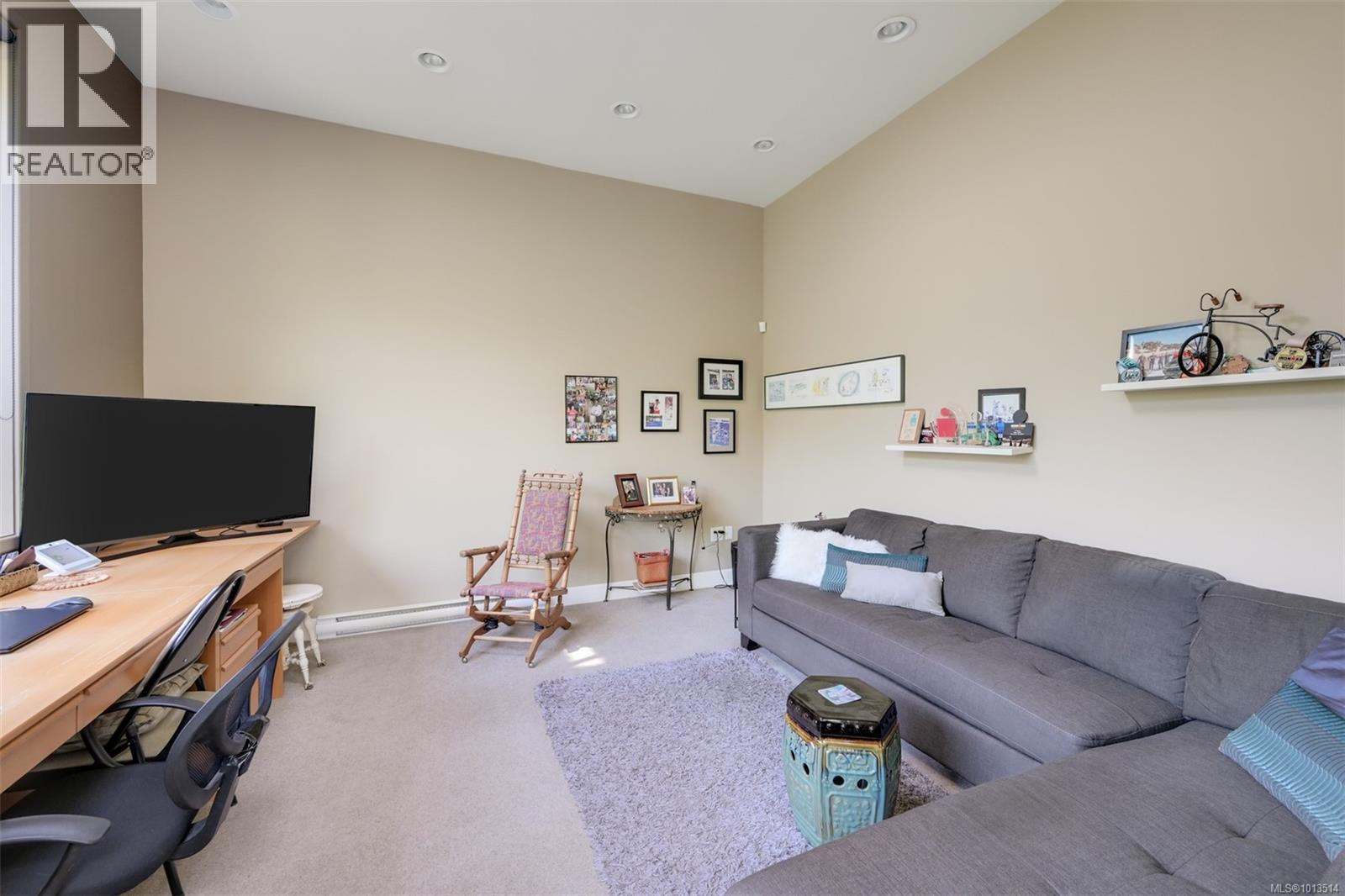  5299 Parker Avenue, Saanich