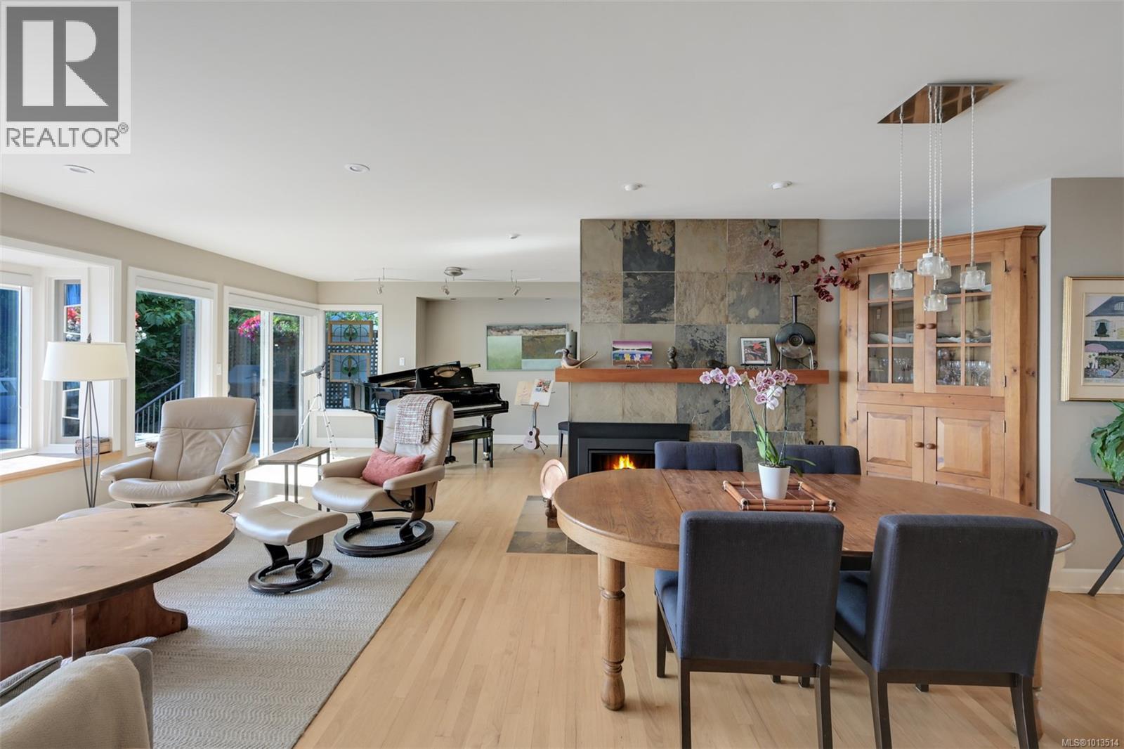  5299 Parker Avenue, Saanich