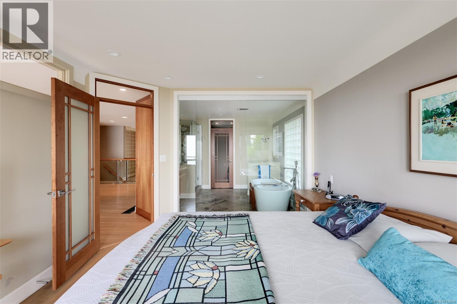  5299 Parker Avenue, Saanich