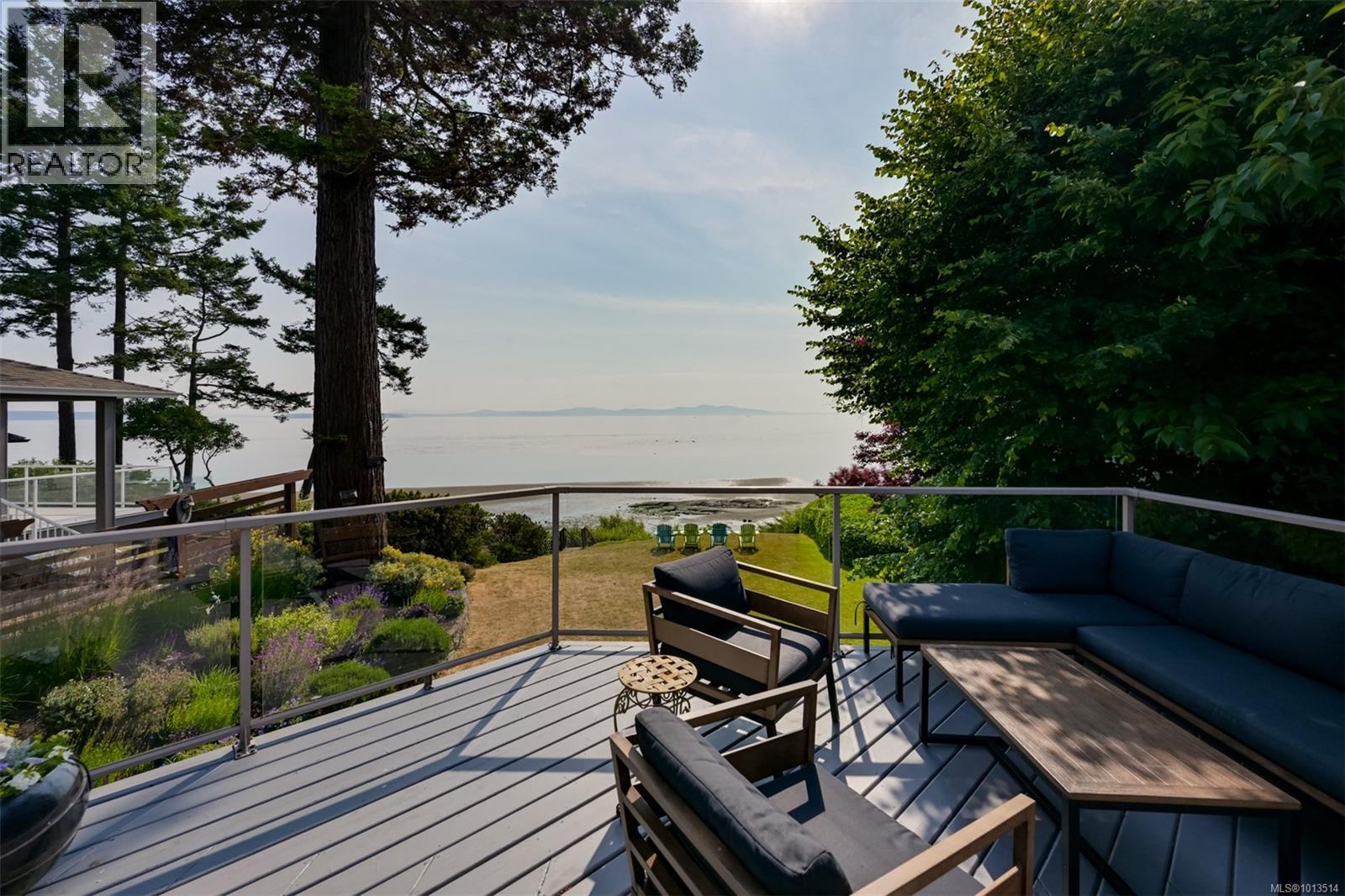  5299 Parker Avenue, Saanich