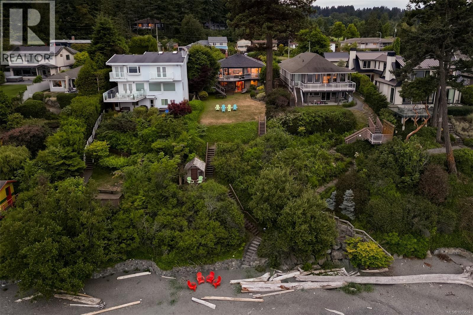  5299 Parker Avenue, Saanich