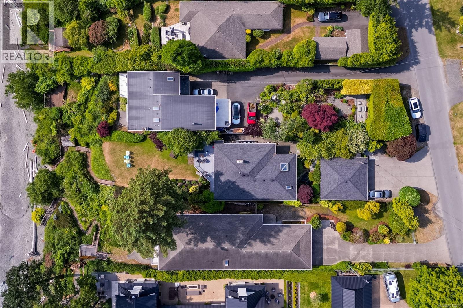  5299 Parker Avenue, Saanich
