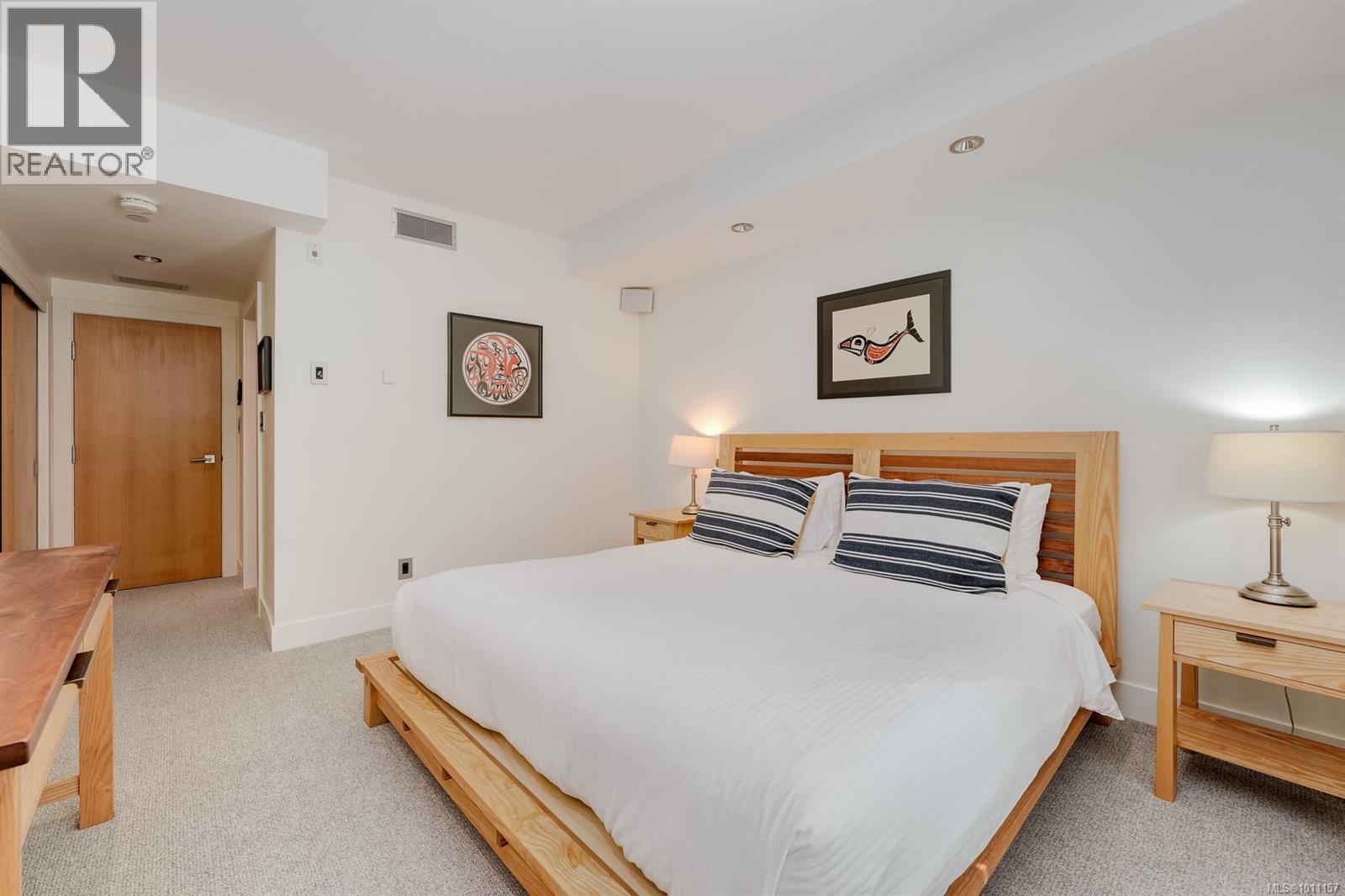 101 851 Verdier Avenue, Central Saanich