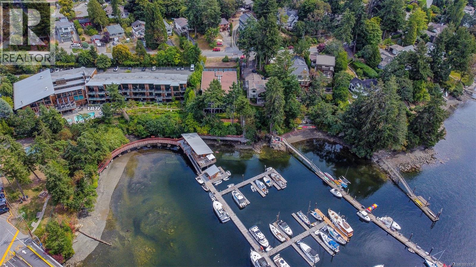 101 851 Verdier Avenue, Central Saanich