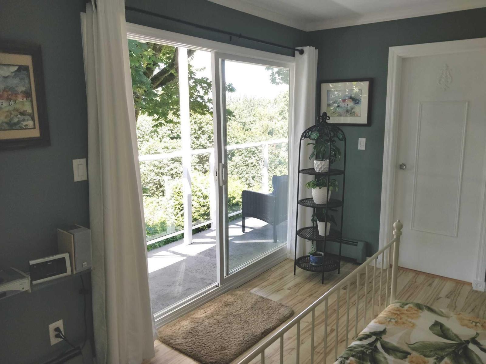 2724 BAYVIEW STREET, Surrey