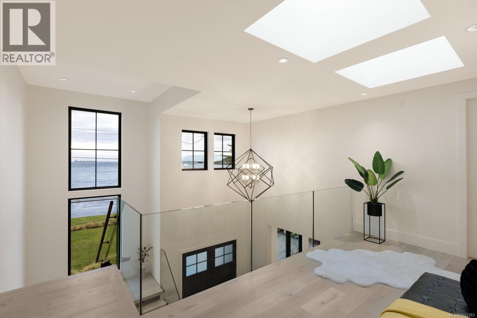  418 Beach Drive, Oak Bay