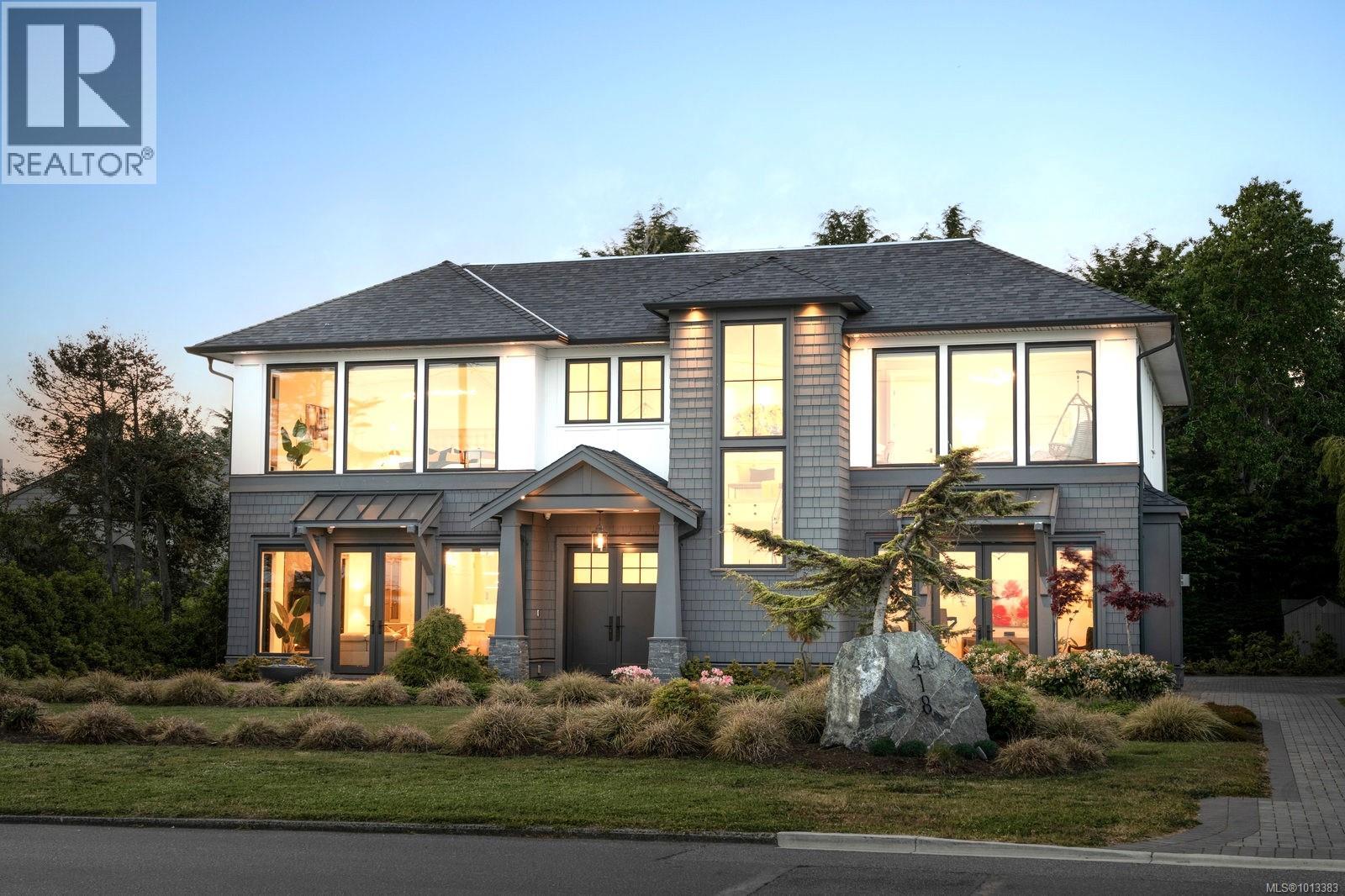  418 Beach Drive, Oak Bay