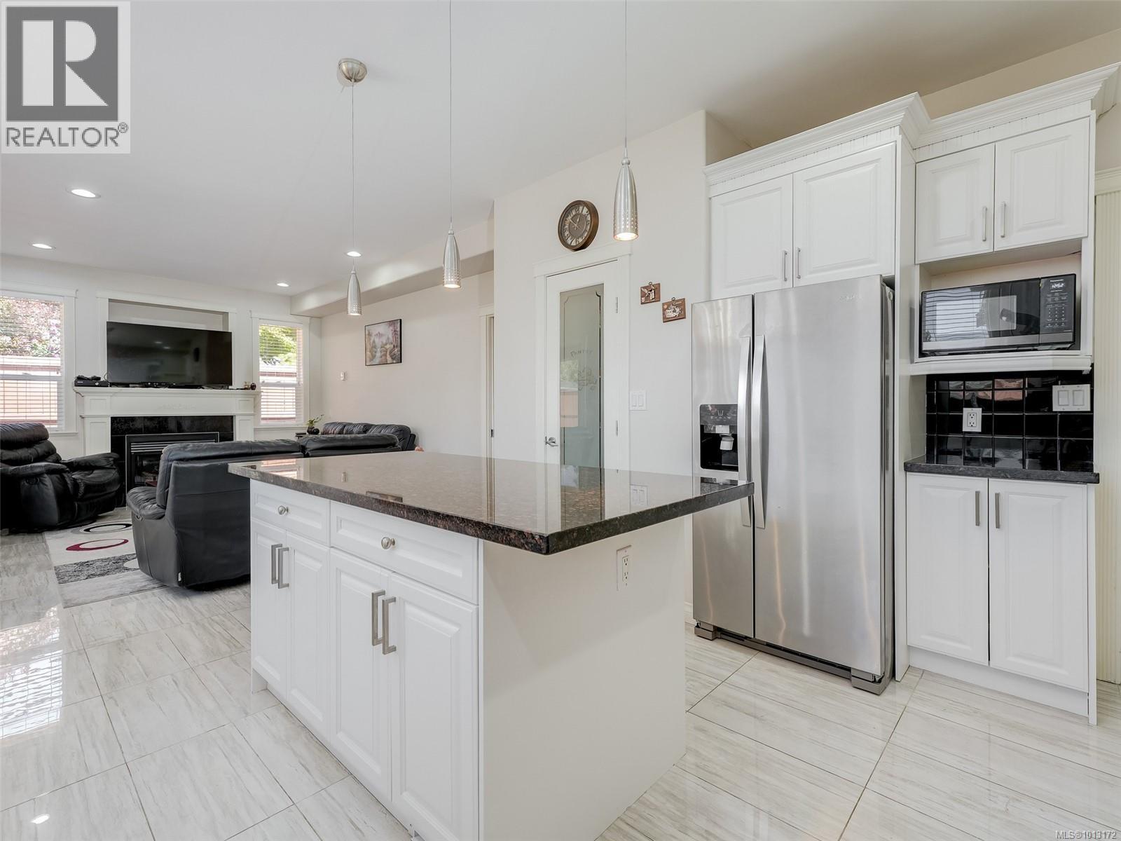  4276 Kincaid Street, Saanich