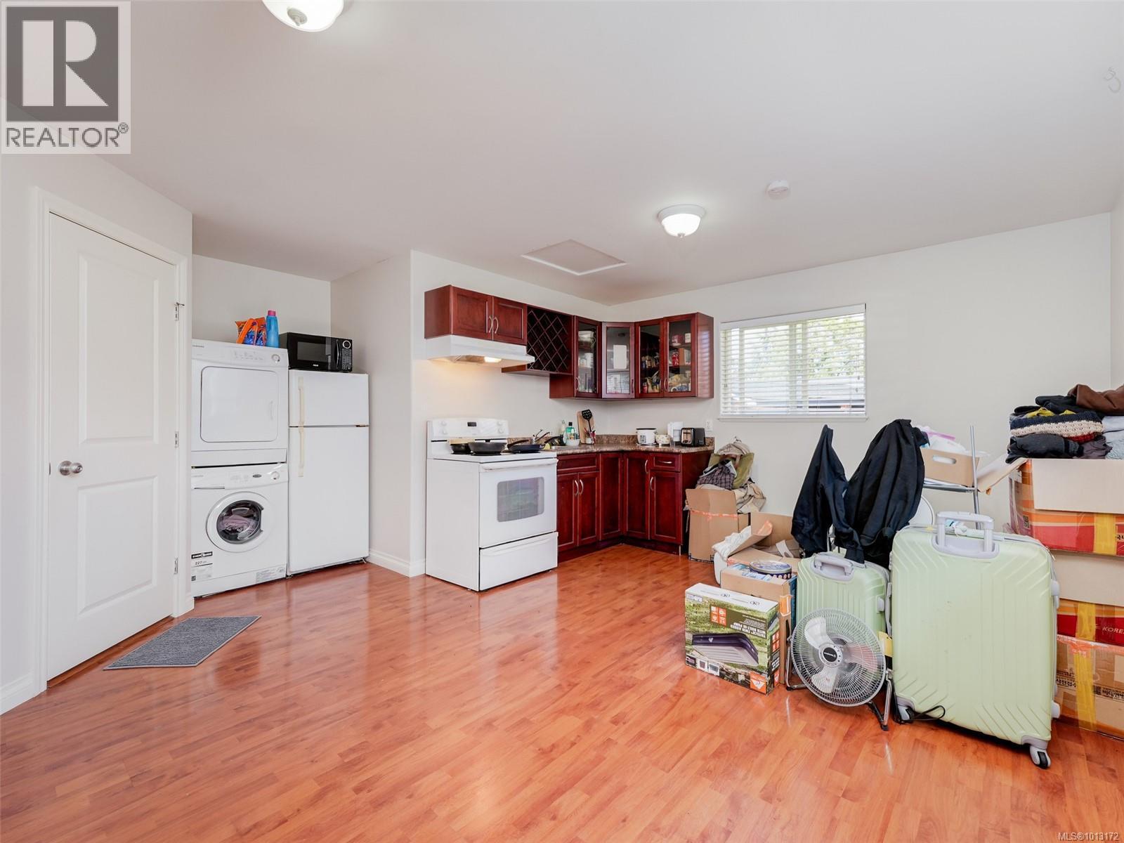  4276 Kincaid Street, Saanich