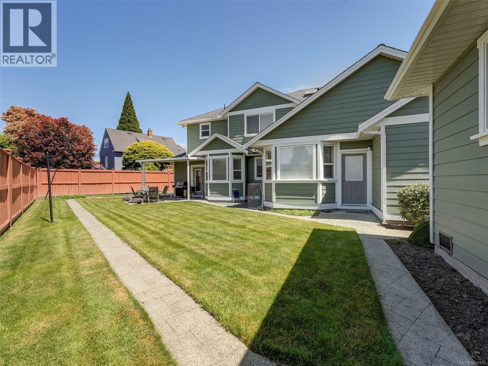  4276 Kincaid Street, Saanich