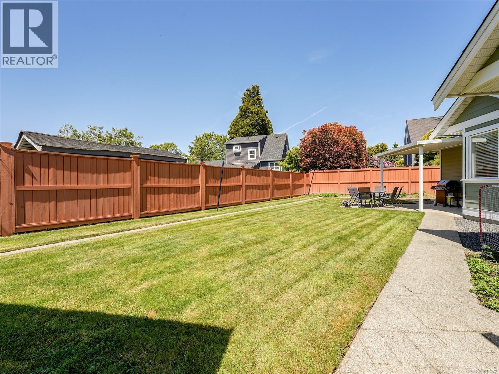  4276 Kincaid Street, Saanich