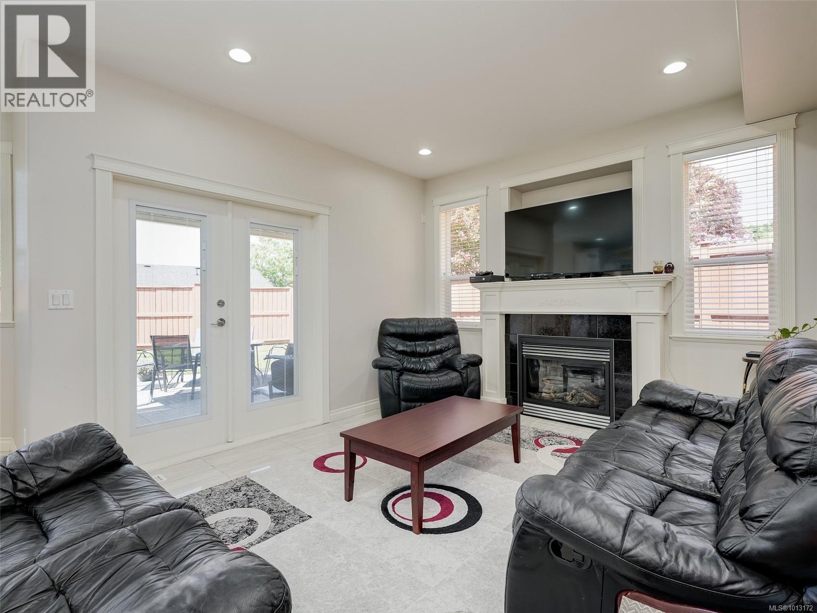  4276 Kincaid Street, Saanich