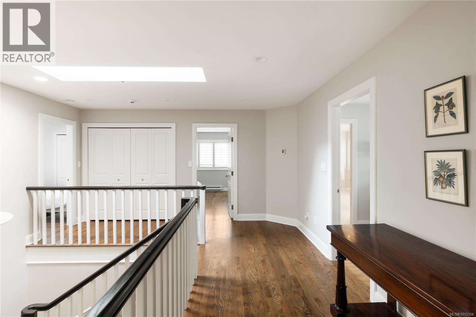  683 Mountjoy Avenue, Oak Bay