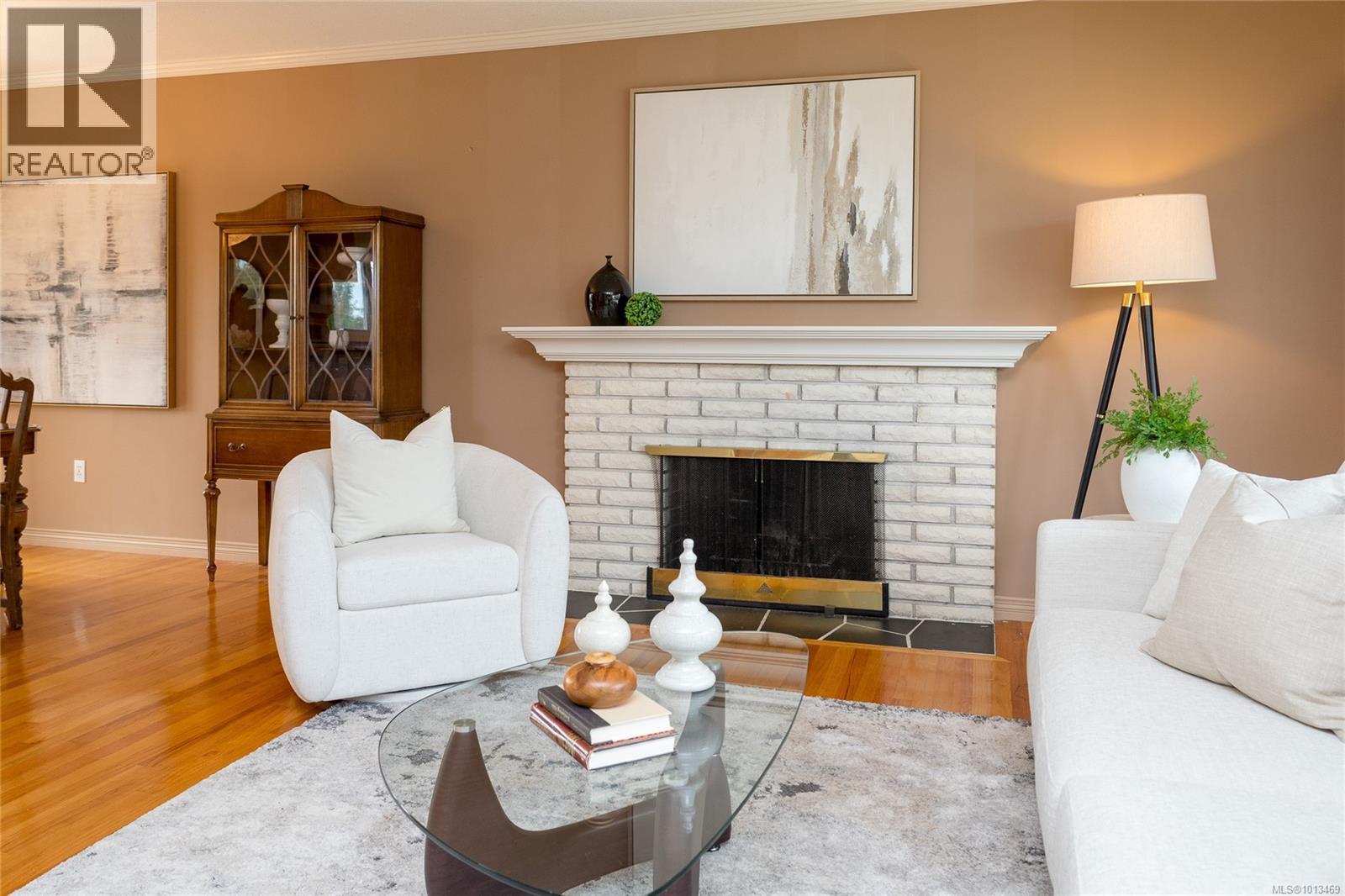 10287 Bowerbank Rd, Sidney