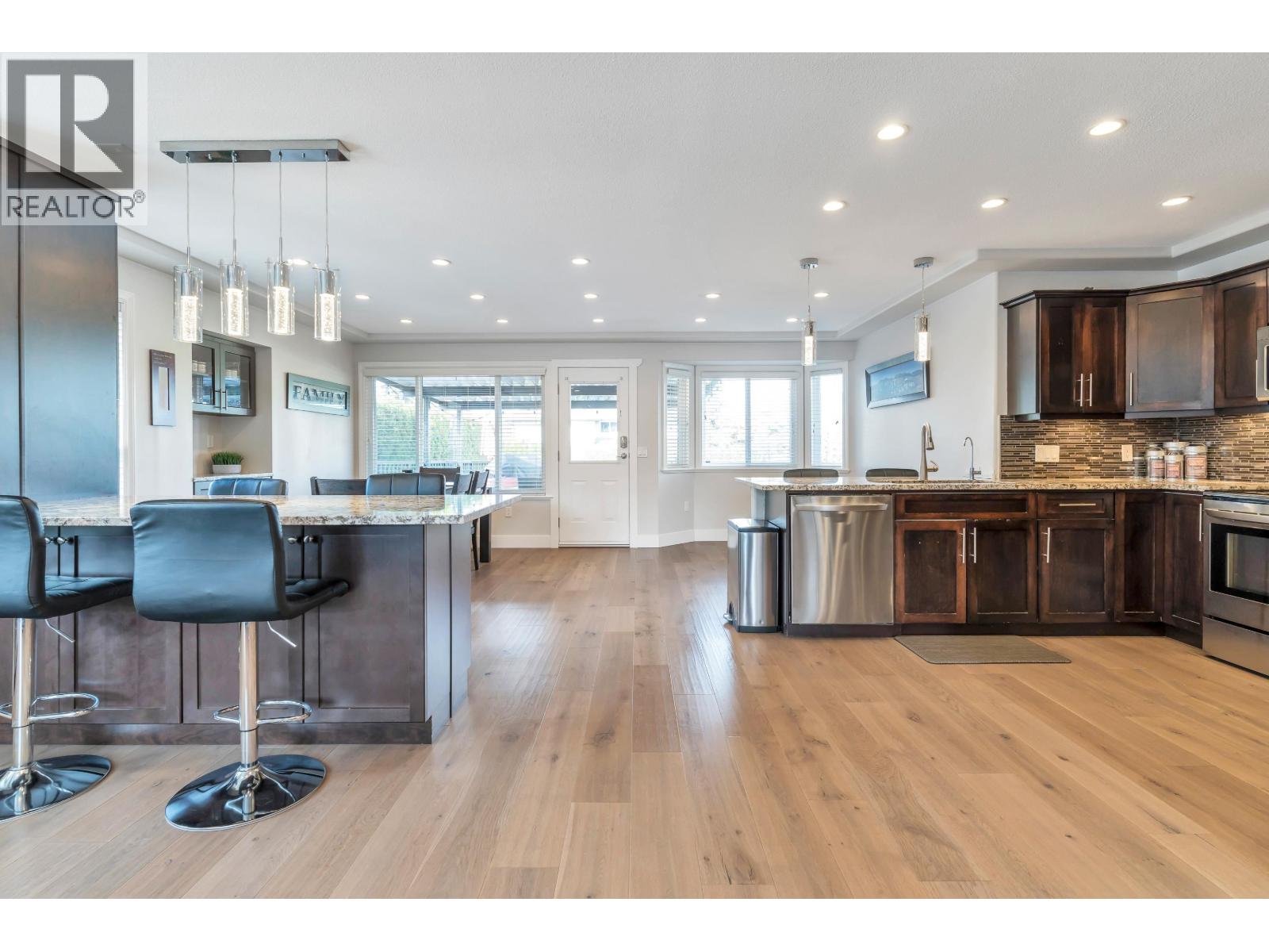 1973 MORGAN AVENUE, Port Coquitlam