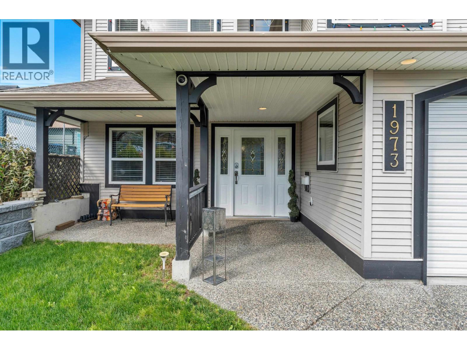 1973 MORGAN AVENUE, Port Coquitlam