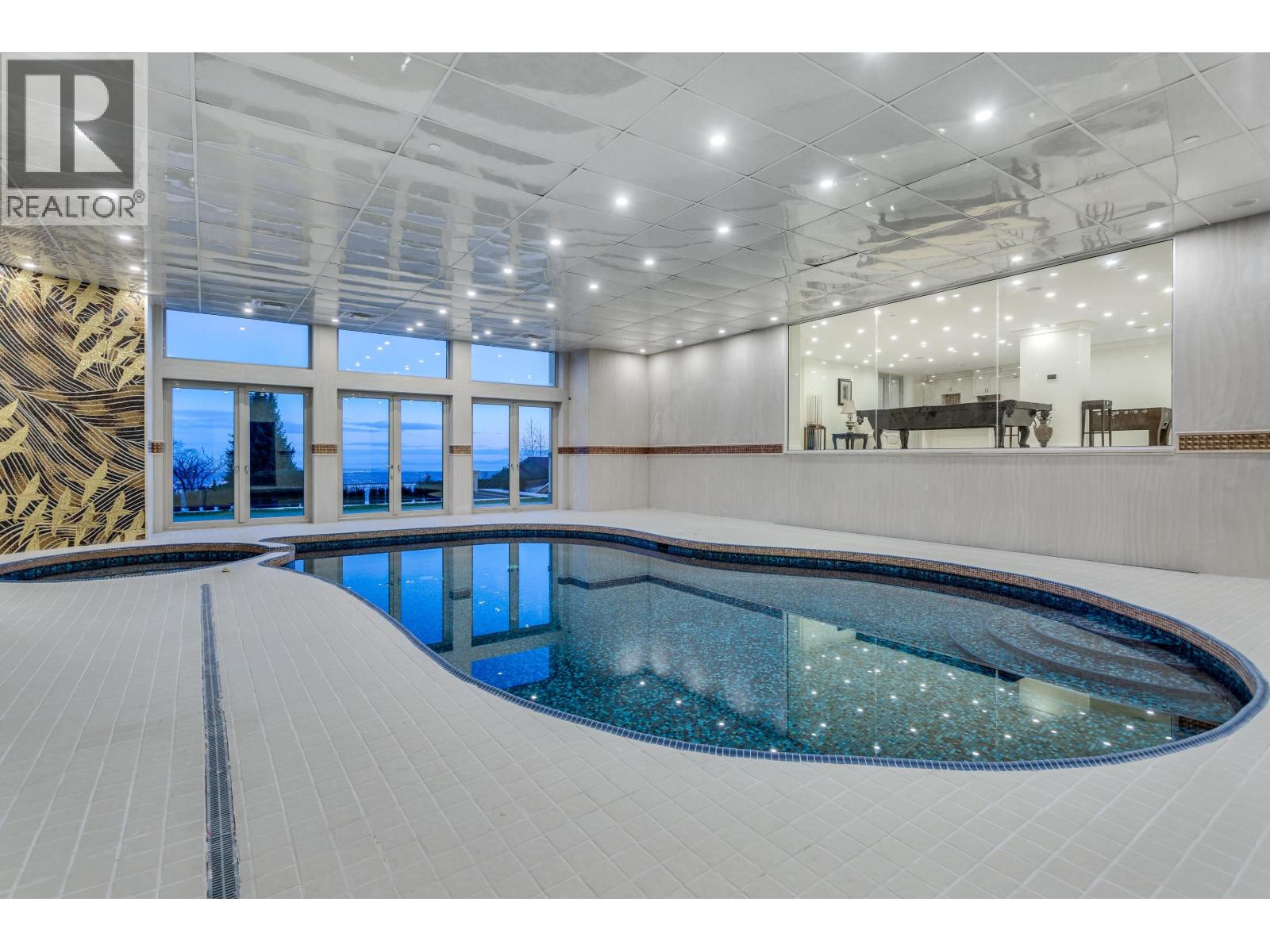 1175 EYREMOUNT DRIVE, West Vancouver