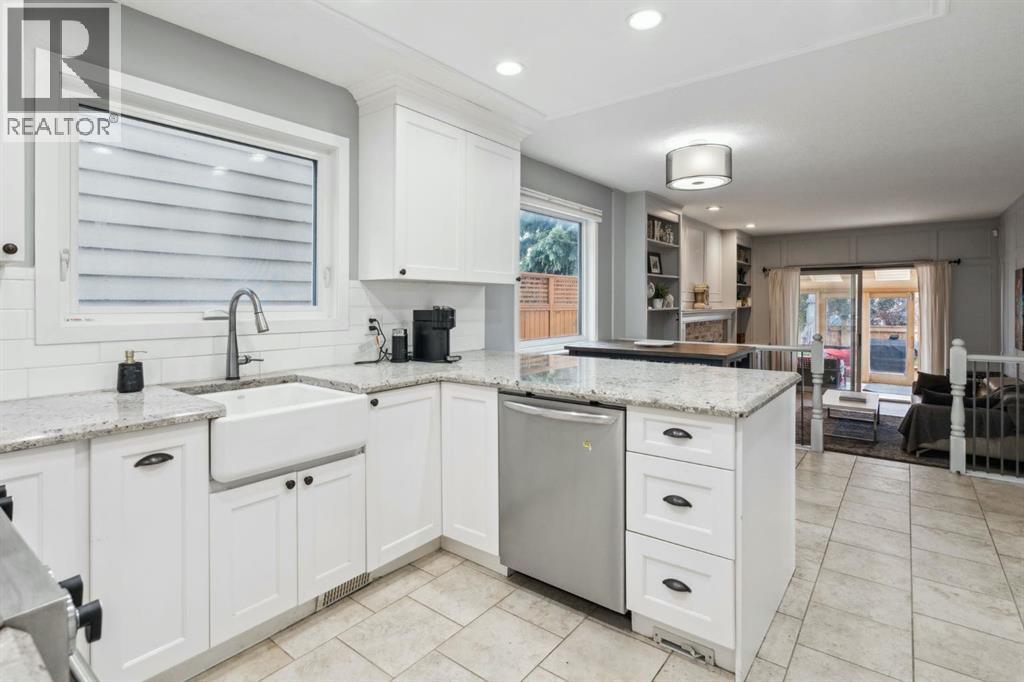 Single Family House for Sale in  Woodbrook Road SW Woodbine Calgary 