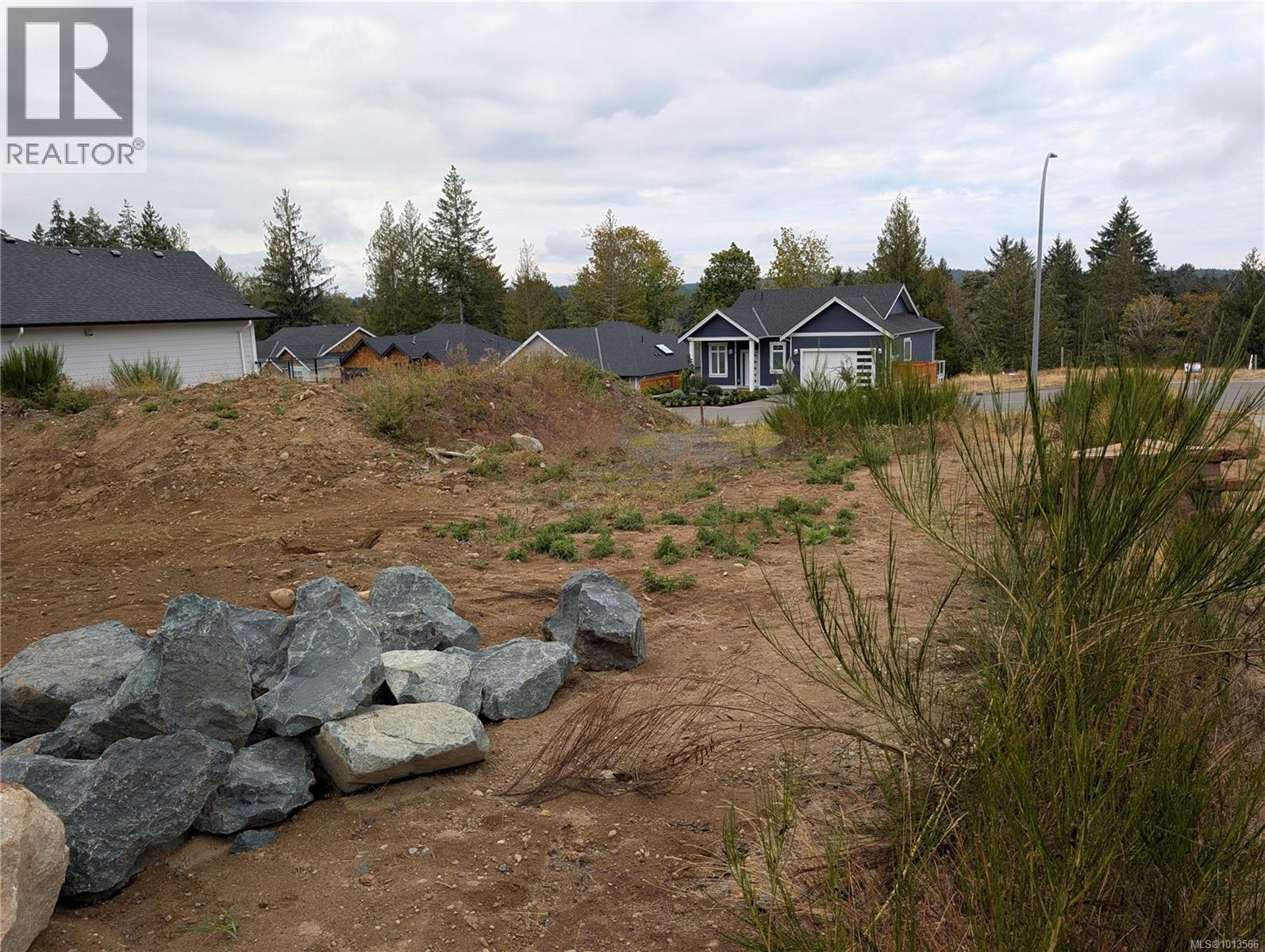 3311 Klanawa Cres, Courtenay