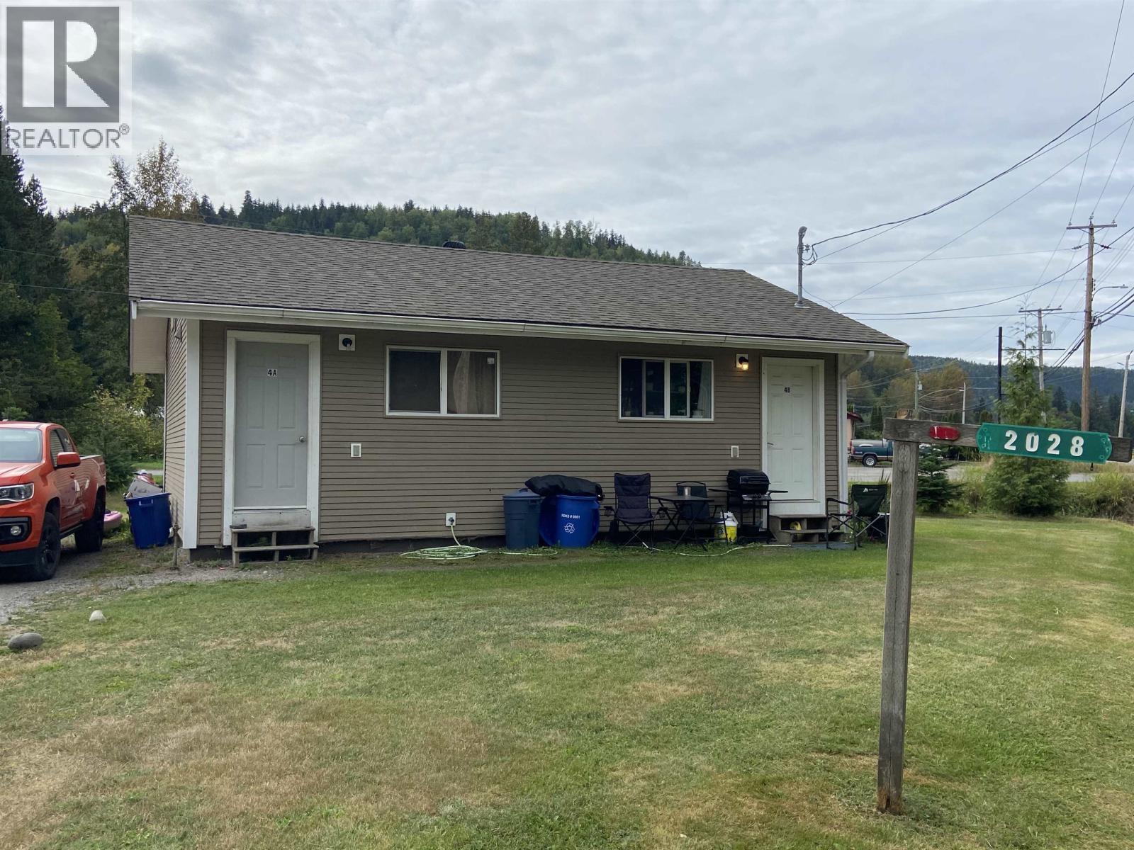 2028 QUEENSWAY Drive, Terrace